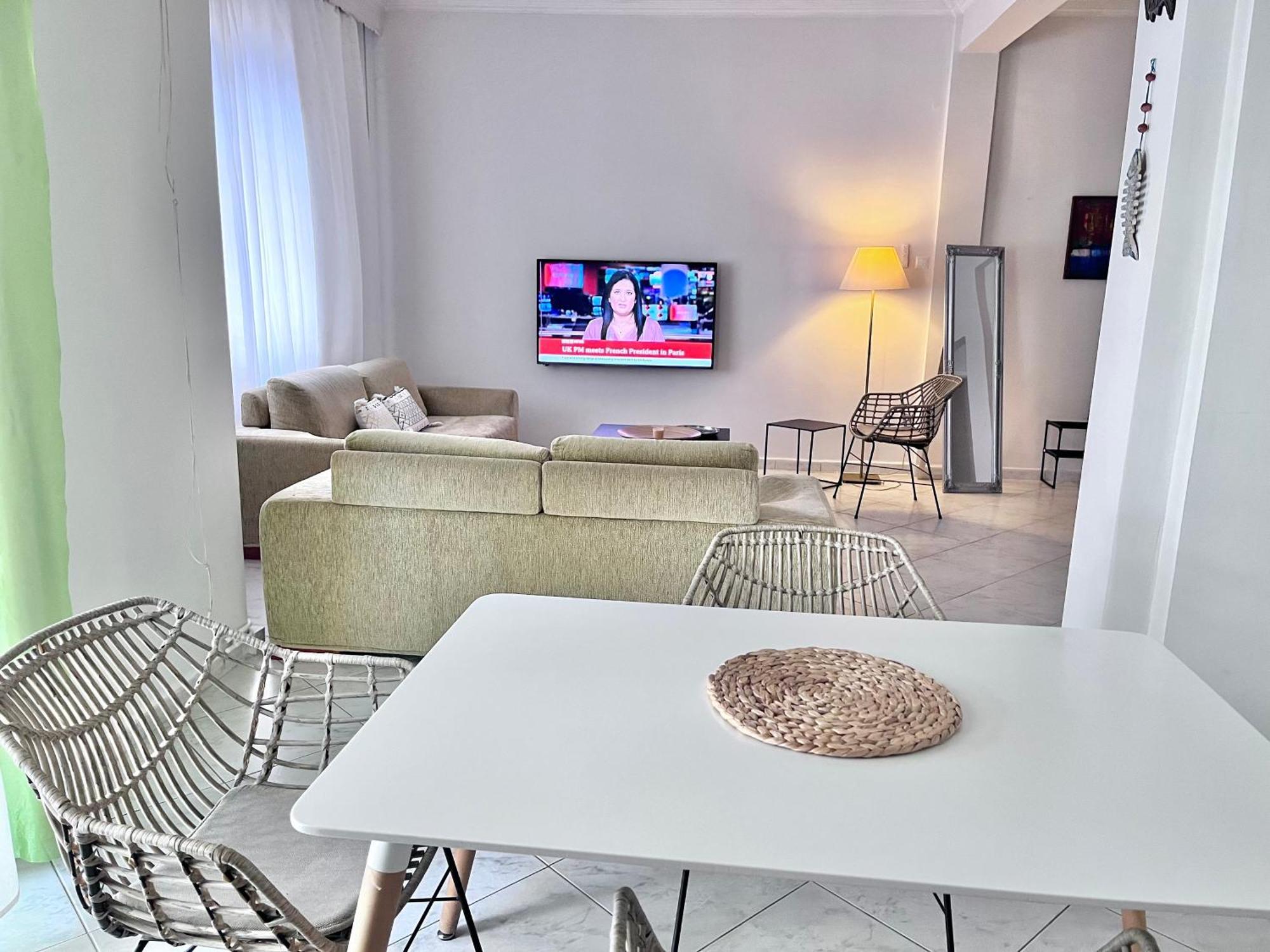 Central 7 - Stylish Apartment Κομοτηνή Εξωτερικό φωτογραφία